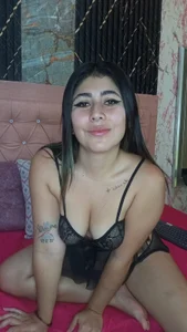 SEXY🖤 de Skarlet_04  2 photos