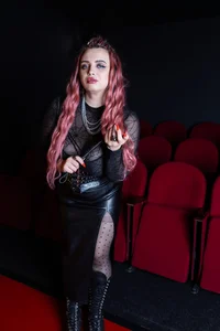 Miss_Maya_MilsのYour Queenの 6枚の写真