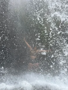 waterfall🦋🦋 de AbellaLizz Foto 3