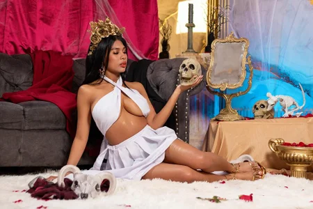 salomebenz happy halloween 🧡🖤 Pic