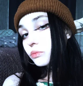 GirlFromHell88 Public Pic 6