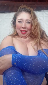 Valentinaa_mature: Public ( 7 фото)