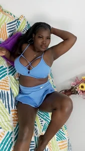 roosjasmin BEAUTIFUL BRUNETTE Foto 2