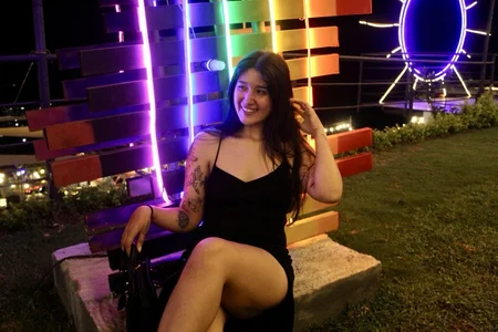 Dulce_andrea__ Hey  2টি ছবি