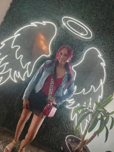 emma-19- VACATION Pic 3