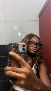 Qwealean777's XXX Nude Photo 2