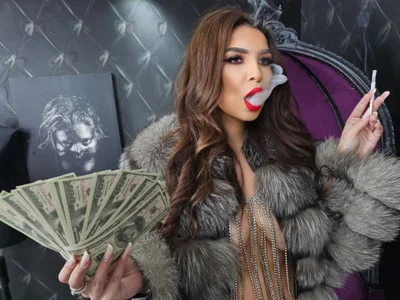 FinDomKaya: Only I Decide Your Pleasure ( 8 фото)