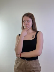 BarbarPolson Public Pic 2