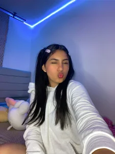 cloe_small ❤️‍🩹 사진