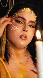 Karmilla_Rosse Sparkles🎄✨ Pic 3