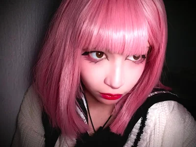 Misha_0-0 Public Immagine  5