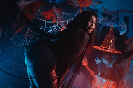 Samantha_Milf__ kullanıcısının HALLOWEEN 🎃🐈‍⬛ albümü -  3 fotoğraf