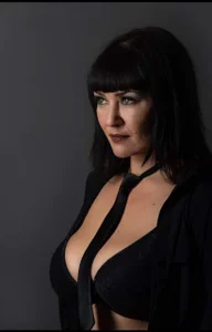 Miss_Obsidian Public Billede 2