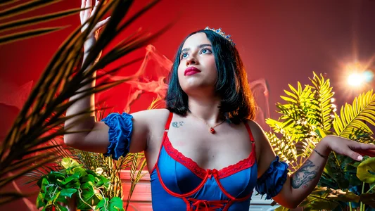 SweetAnya01 Snow White Halloween 2025 Pic 4