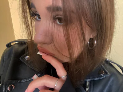 KaTheiss Public Poză 3