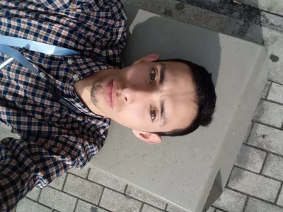 Public od ZyroNight  snímek