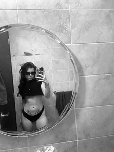 Valzzxx Public slika