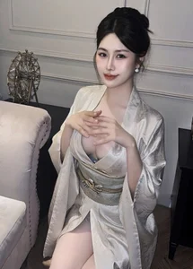 Adriana_ariaPublic图片 4