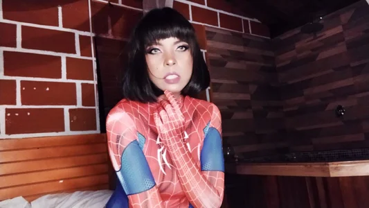 Hannahs_Napit SPIDER GIRL Pic 2