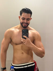Justin_kingX7 solo faltas tu Foto