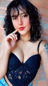 Just me od ManuelaJones_  snímek