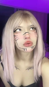 Melody-chers Bow to your goddess, mortal… let me corrupt your mind with pleasure 😈💋 Poză 3