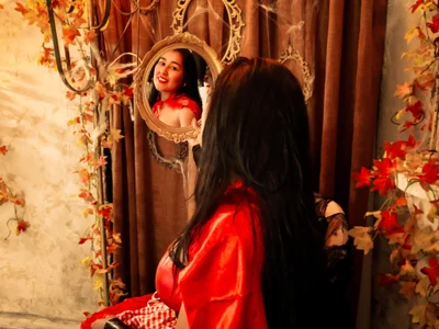 Busty_Zay trick or treat Pic 5