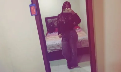 amazona_b Public Pic 2