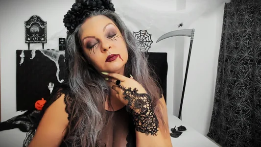KlaraHope Halloween 2023 Pic 2