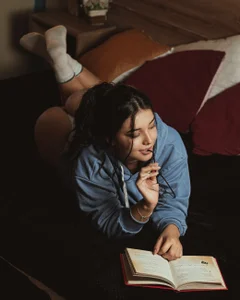 april_stone17's A coffee and a book, what more could you ask for? 🫣 Sex Photo 3