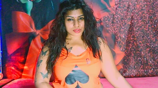 RoyalIndianCreamPuff1 Queen of Spades Pic