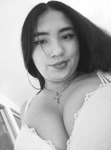Abril_stoone 🥵Hi Pic