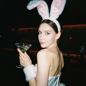 I want you to get to know me better od Lesi_Moonie01  2 snímek