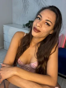 ZaraFuckDoll take me to your soul Foto 9