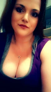 Kaylalove2020 Public Pic 3