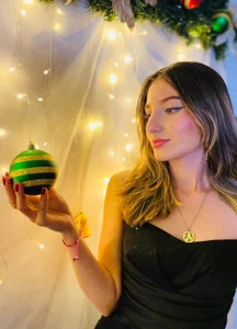 Ema_porcaroli Christmas has arrived in my room. 🎄❣ Foto 4