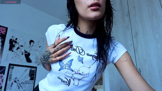 poison_dafne: Public ( 2 фото)