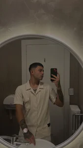 😝 de lunaris18  2 Imagens