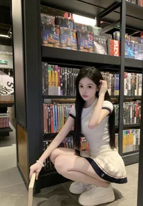 xixi-8888 Public Pic 6