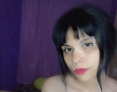 AshWhore_21 Public Pic 5