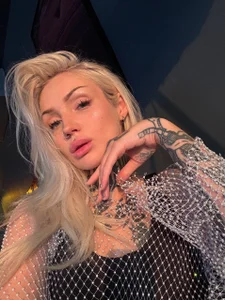 necroblonde's photo