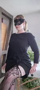 Squirtingcouple9094 Schwarzes Kleid mit Netzstrümpfen 사진 2