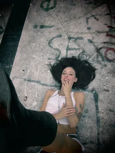 livingdeadgrrl13 Public Pic