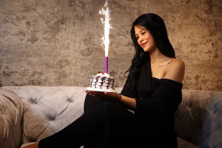 keyla__ross: "It's my birthday... and I'm more ready than ever to be your forbidden wish. 😈🎂" ( 7 фото)