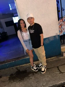 Public de Victoria_606  2 Imagens