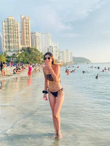 RenataMason Good Girl Vibes صورة واحدة|RenataMason Good Girl Vibes صورتان|RenataMason Good Girl Vibes  صور|RenataMason Good Girl Vibes  صورة