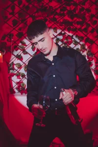 PhilipRich Valentine's moment 😈🎀 Foto 2