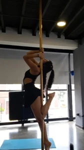 CherieCurl: Public ( фото)