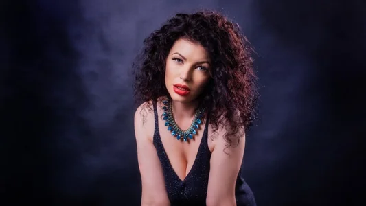 NataliaRed Desirable milf💃 Pic 3