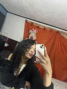 Mia__gates With my hair down🖤🖤 Pic 5